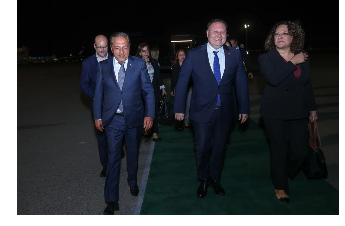 spiker-severnogo-kipra-pribyl-s-vizitom-v-azerbaydzhan