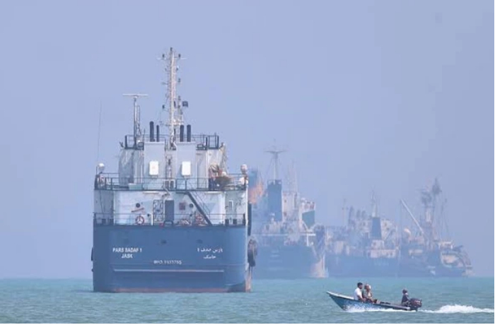 v-ormuzskom-prolive-zafiksirovana-ataka-na-tanker