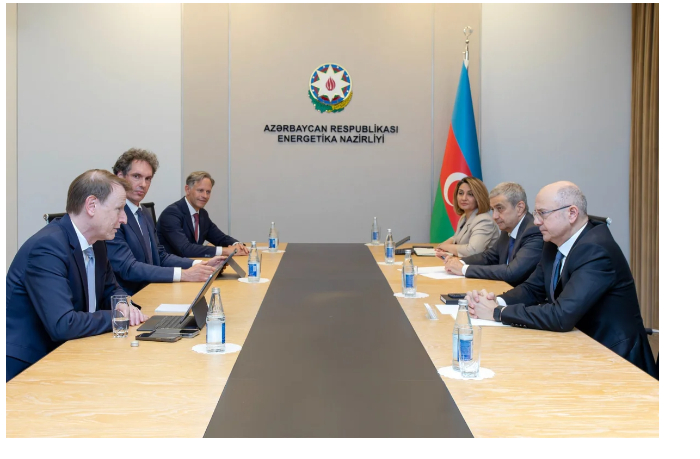 azerbaydzhan-obsudil-s-germaniey-postavki-gaza-i-energoperekhod