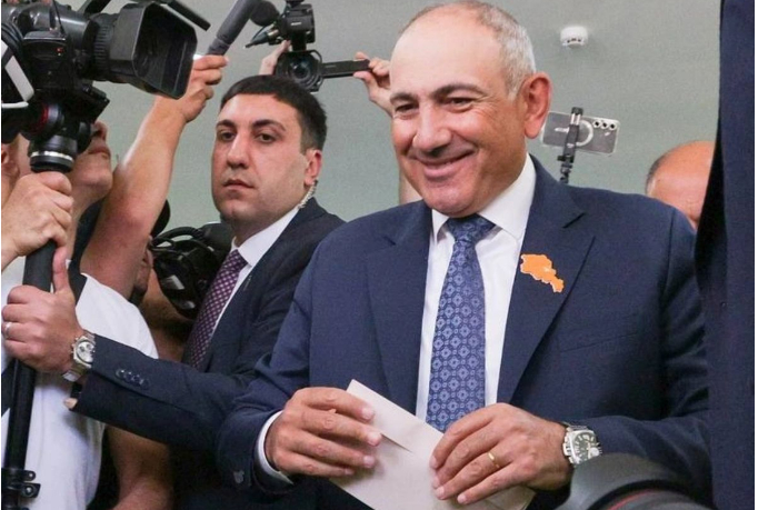 pashinyan-sokhranil-vlast-chto-dalshe