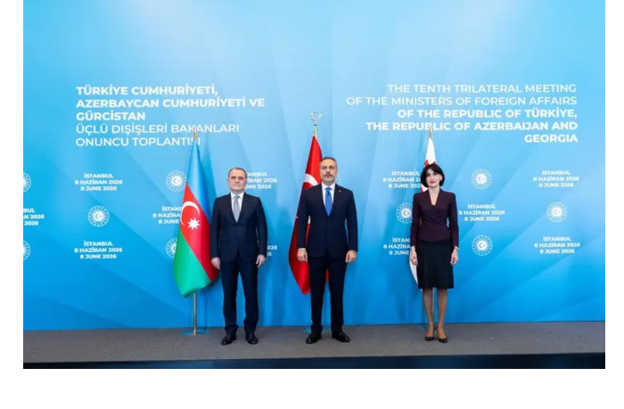 glavy-mid-turtsii-azerbaydzhana-i-gruzii-podpisali-stambulskuyu-deklaratsiyu
