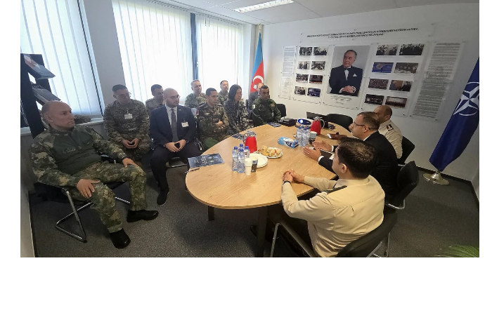 v-missii-azerbaydzhana-pri-nato-prinyali-delegatov-iz-9-stran