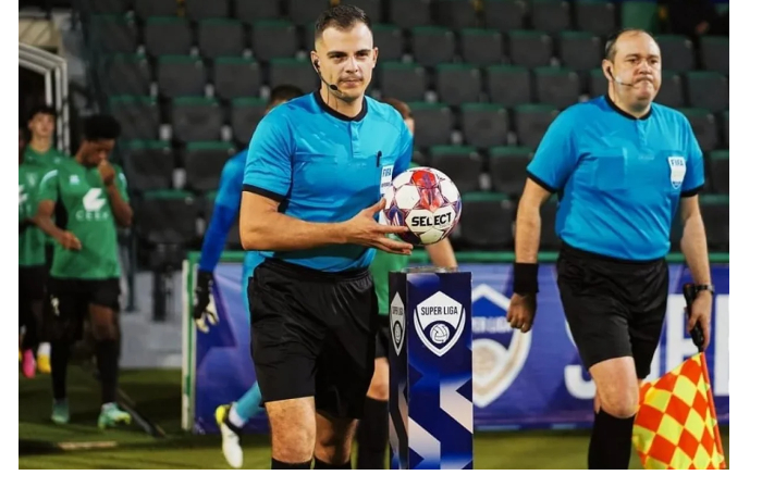 naznacheny-arbitry-na-matchi-karabakha-v-lige-yevropy