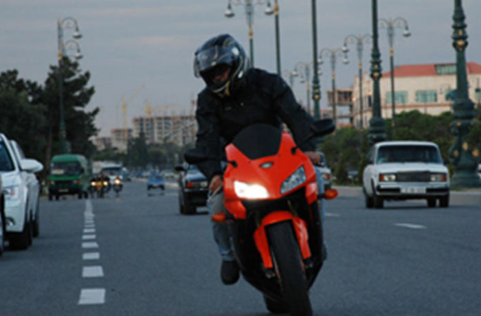 pravo-na-tishinu-pochemu-baku-nuzhdaetsya-v-reshenii-problemy-mototsikletnogo-shuma