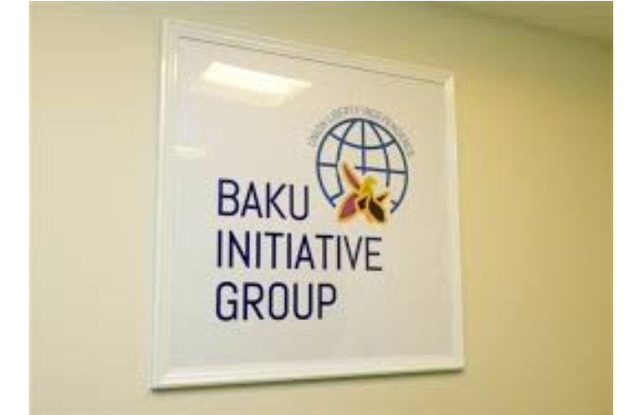 v-baku-proydut-vazhnye-diskussii-na-temu-media-i-dekolonizatsiya-vozvyshaemye-golosa-ukreplenie-narrativov