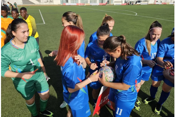 zhenskaya-sbornaya-azerbaydzhana-vyshla-v-final-kubka-mira-po-obedinennomu-futbolu