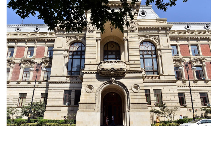kabmin-prinyal-reshenie-o-reorganizatsii-ryada-predpriyatiy-v-podchinenii-iv-baku