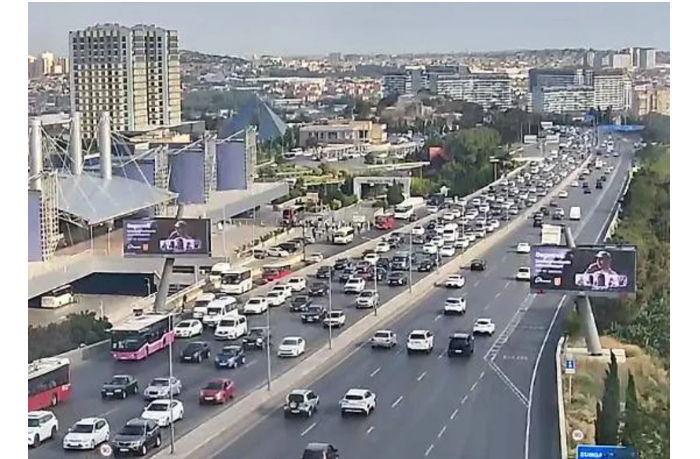 nazvany-dorogi-baku-s-naibolee-intensivnym-dvizheniem