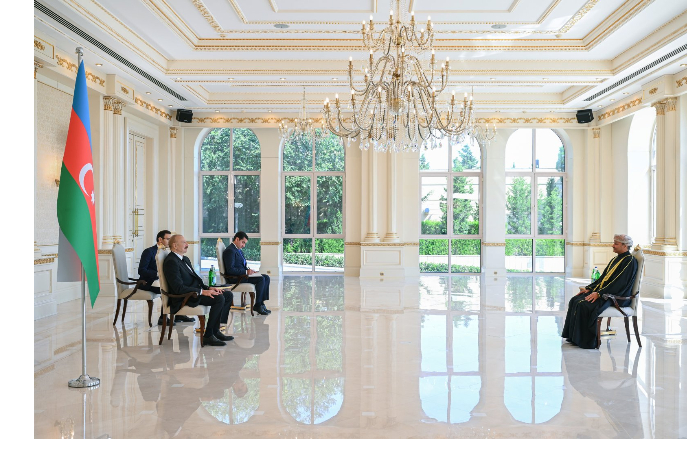 prezident-ilkham-aliev-prinyal-veritelnye-gramoty-novogo-posla-omana-v-azerbaydzhane-foto