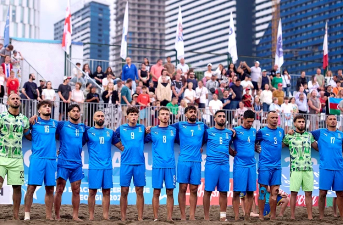 sbornaya-azerbaydzhana-po-plyazhnomu-futbolu-vyshla-v-final-che