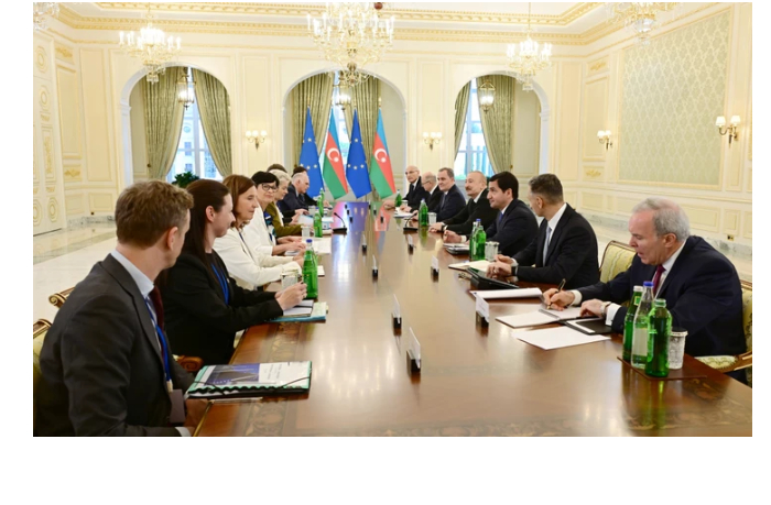 sostoyalas-vstrecha-prezidenta-ilkhama-alieva-s-prezidentom-yevrokomissii-v-rasshirennom-sostave