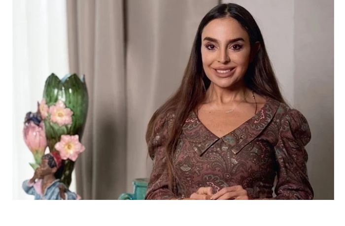 leyla-alieva-podelilas-publikatsiey-o-poezdke-v-yevlakh