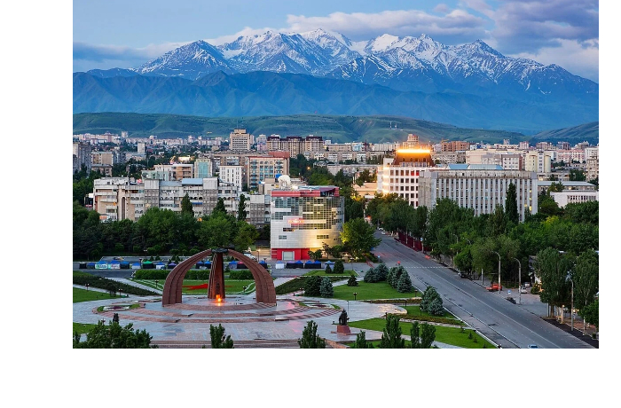v-bishkeke-iz-za-anomalnoy-zhary-lyudey-evakuirovali-iz-ostanovivshikhsya-liftov