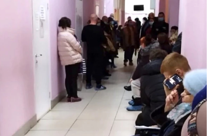 v-bolnitsakh-azerbaydzhana-vnedryat-novyy-poryadok-priema-po-onlayn-zapisi