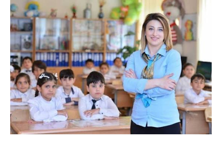v-azerbaydzhane-utverzhdeny-novye-trebovaniya-k-odezhde-uchenikov-i-pedagogov