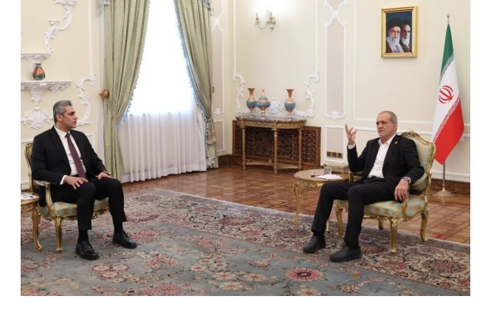 pezeshkian-nikakie-ugrozy-ne-smogut-podorvat-otnosheniya-mezhdu-iranom-i-irakom