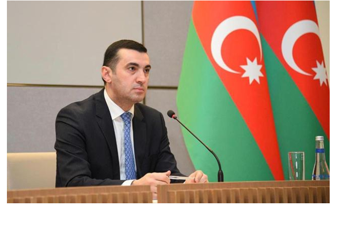 aykhan-gadzhizade-otvetil-na-vyskazyvaniya-marii-zakharovoy