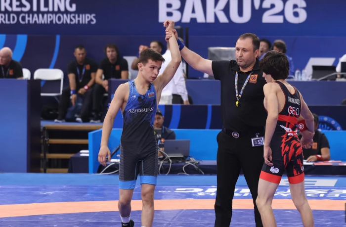 borets-omar-salmanov-zavoeval-pervuyu-medal