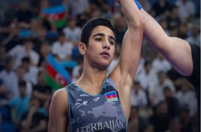 borets-abdurrakhman-guseynli-vzyal-serebro-chempionata-mira