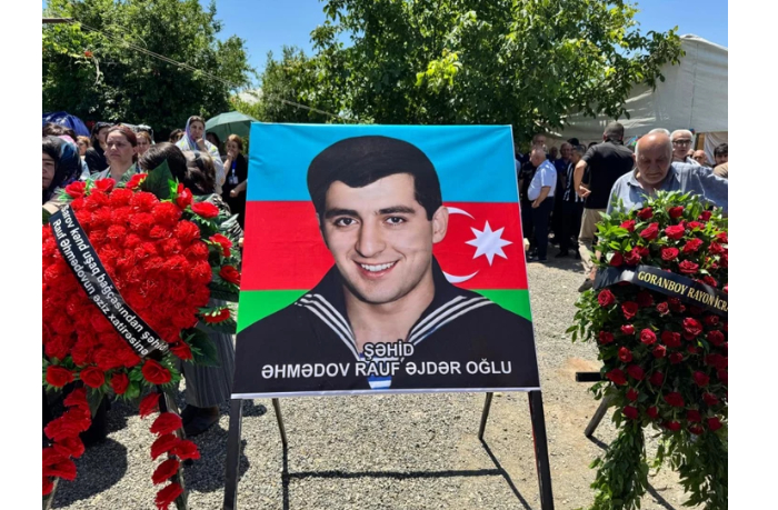 v-geranboe-predany-zemle-ostanki-shekhida-pervoy-karabakhskoy-voyny-raufa-akhmedova