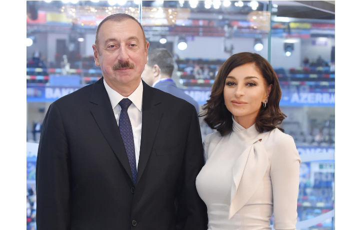 v-gorode-cholpon-ata-dan-gosudarstvennyy-priem-v-chest-ilkhama-alieva-i-mekhriban-alievoy