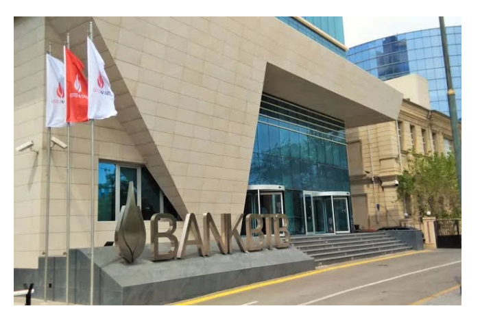 tsba-annuliroval-litsenziyu-banka-btb