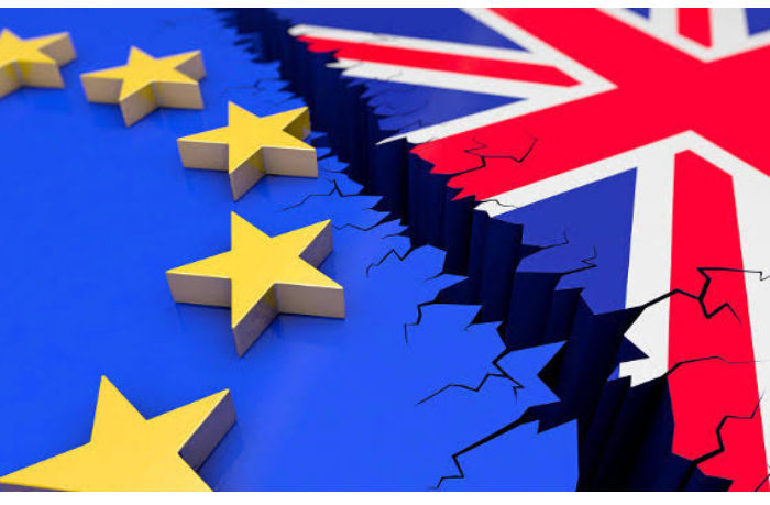 ft-isklyuchenie-britanii-iz-oboronnogo-fonda-yes-obernulos-protiv-frantsii