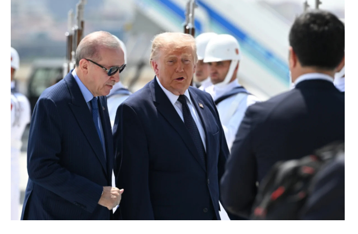 erdogan-vstretil-trampa-v-aeroportu-ankary-video