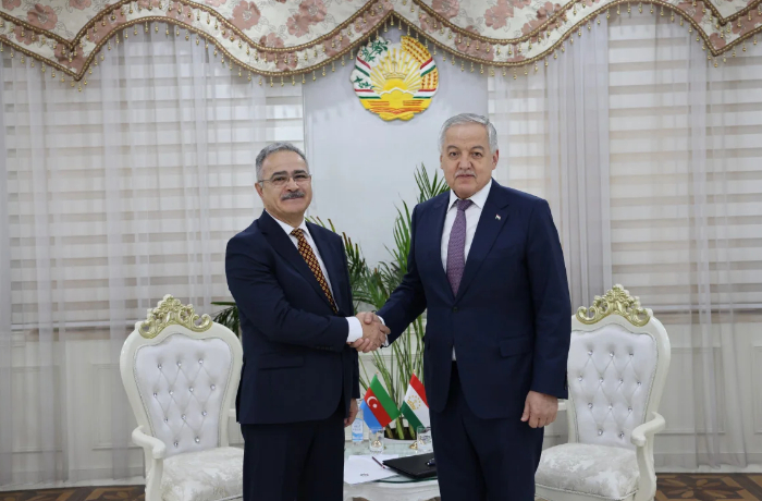 dushanbe-i-baku-otmetili-pozitivnuyu-dinamiku-dvustoronnikh-otnosheniy