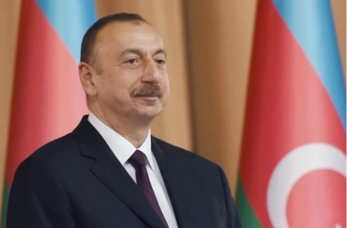 ilkham-aliev-podelilsya-publikatsiey-po-sluchayu-dnya-azerbaydzhanskogo-alfavita-i-yazyka