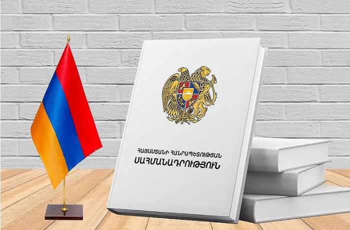 v-armenii-vstal-vopros-o-prinyatii-novoy-konstitutsii