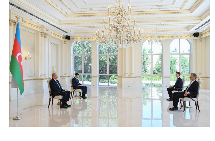 ilkham-aliev-prinyal-veritelnye-gramoty-novogo-posla-germanii-v-azerbaydzhane