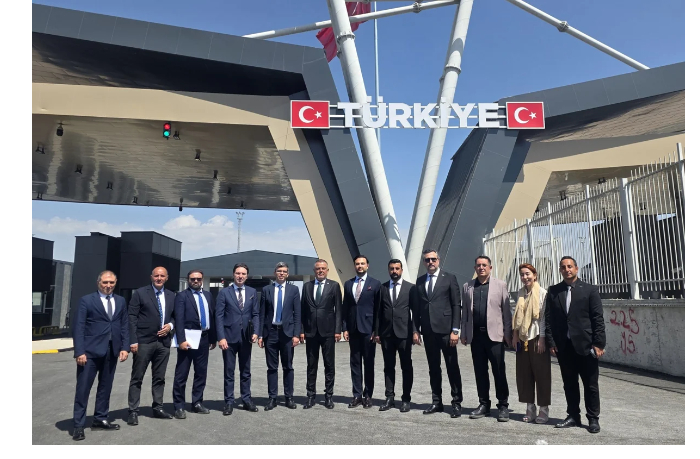 mezhdunarodnye-avtoperevozchiki-nametili-mery-po-rostu-gruzopotoka-mezhdu-turtsiey-iranom-i-azerbaydzhanom