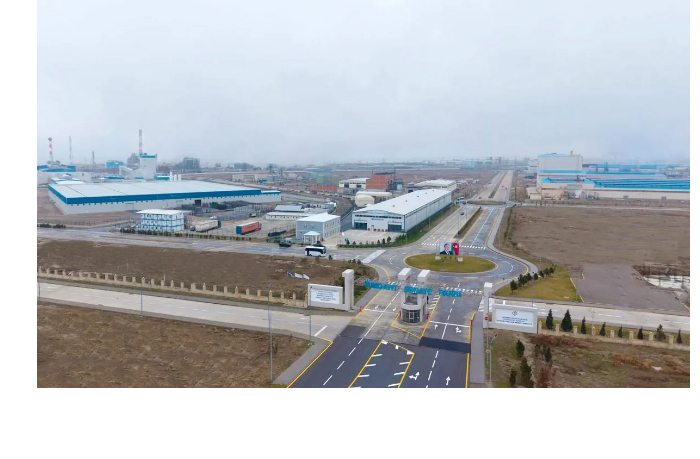 v-sumgayytskom-promparke-naladyat-proizvodstvo-bulochek-dlya-burgerov-i-khot-dogov