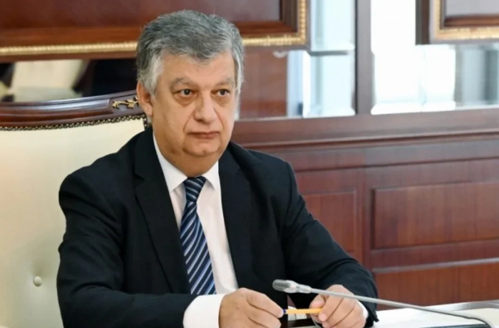 ali-masimli-zhestkiy-otsev-bet-po-sposobnoy-molodezhi-iz-maloobespechennykh-semey