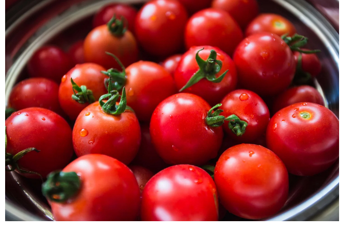 azerbaydzhan-nachal-postavki-tomatov-v-bolgariyu