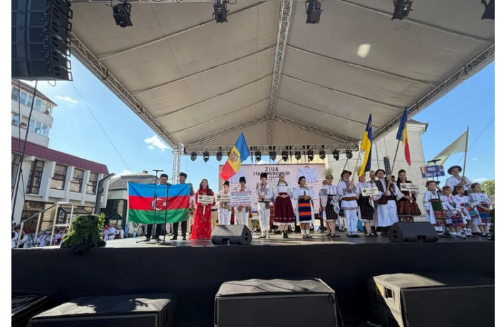 azerbaydzhan-predstavil-iskusstvo-mugama-na-mezhdunarodnom-festivale-v-rumynii