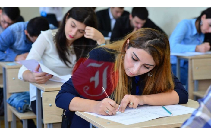 v-azerbaydzhane-prokhodit-ekzamen-po-priemu-na-gossluzhbu
