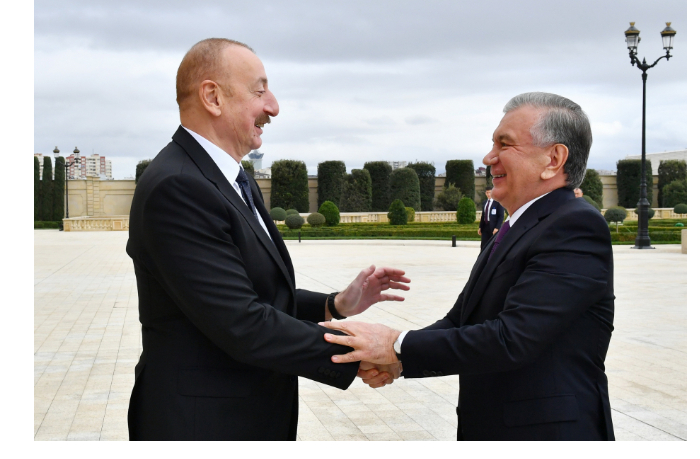 prezident-ilkham-aliev-dal-intervyu-natsionalnomu-informatsionnomu-agentstvu-uzbekistana-foto