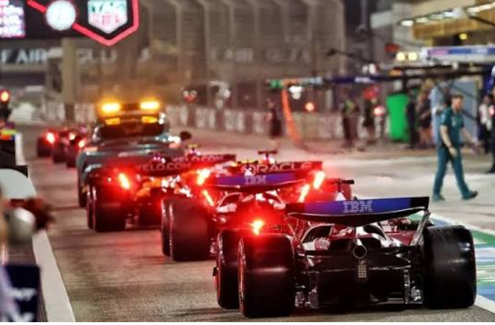 formula-1-otlozhila-reshenie-po-etapam-v-katare-i-oae