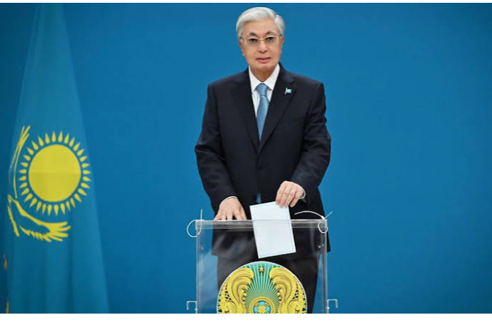 prezident-kazakhstana-progolosoval-na-vyborakh-deputatov-novogo-parlamenta