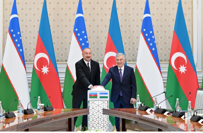 sostoyalis-tseremonii-otkrytiya-i-zakladki-fundamenta-proektov-realizuemykh-azerbaydzhanom-v-uzbekistane
