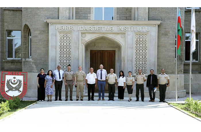 amerikanskie-instruktory-provedut-kursy-v-institute-voennogo-upravleniya-azerbaydzhana