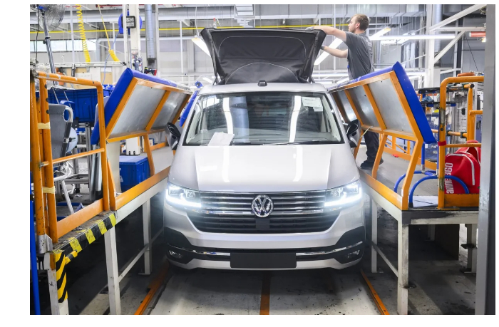 v-volkswagen-zayavili-o-namerenii-prodolzhit-sokrashchat-raskhody-na-personal