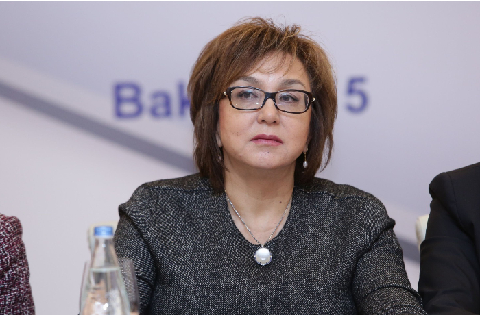 shans-dlya-abiturientov-iv-gruppy-maleyka-abbaszade-obyasnila