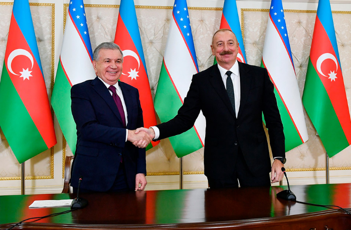 azerbaydzhan-uzbekistan-ukreplenie-idei-obshchey-identichnosti-i-obshchego-budushchego-v-tyurkskom-mire
