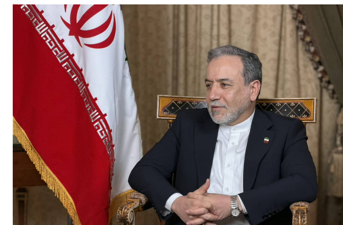 abbas-aragchi-iran-i-oman-blizki-k-soglasheniyu-po-ormuzskomu-prolivu