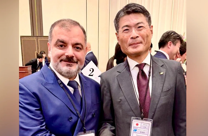 posol-azerbaydzhana-v-yaponii-pochtil-pamyat-zhertv-nagasaki