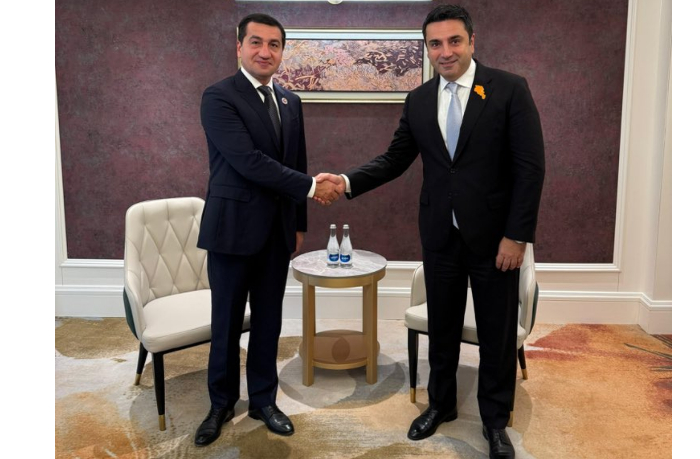 khikmet-gadzhiev-i-alen-simonyan-obsudili-mirnuyu-povestku-mezhdu-baku-i-yerevanom
