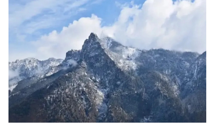 v-kyrgyzstane-gornuyu-vershinu-nazvali-v-chest-shos